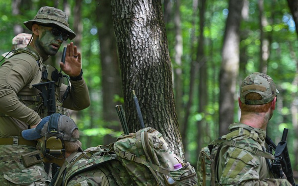 148th Air Support Operations Squadron TACP Airmen Conduct Field Reconnaissance Exercise