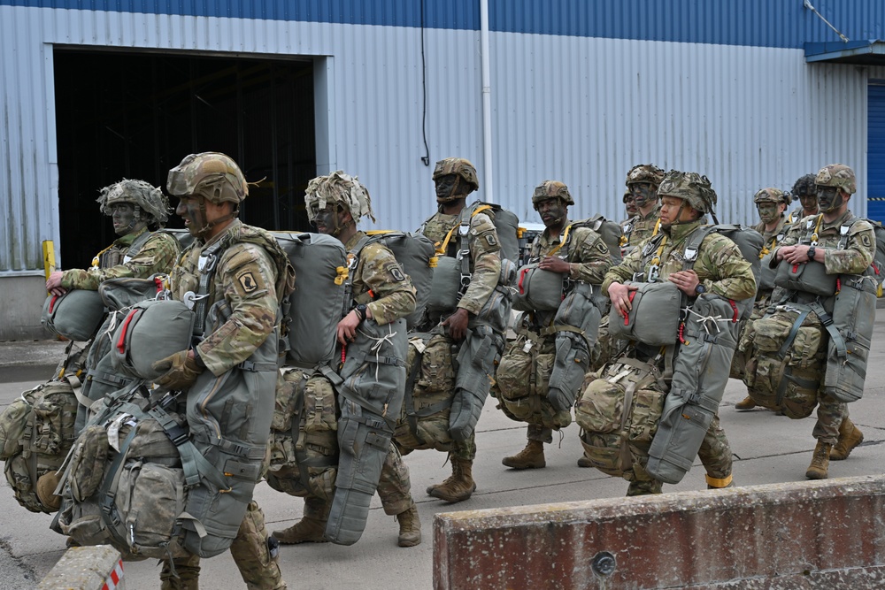 Swift Response 25: Sky Soldiers Prepare for Airborne Operations