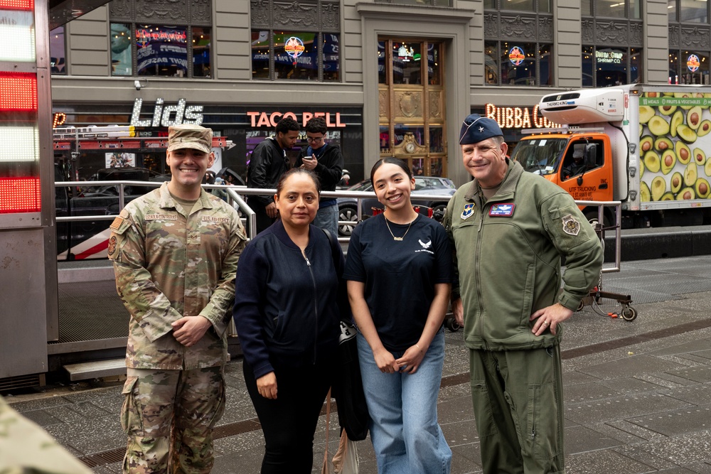 AFRS Commander performs NYC DEP swear-in