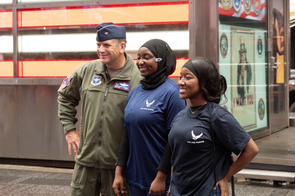 AFRS Commander performs NYC DEP swear-in