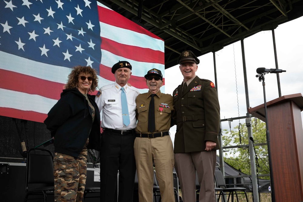 100 Year Old Yankee Division Veteran Recieves Bronze Star