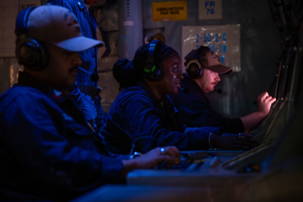 USS Gridley Sonar Technicians