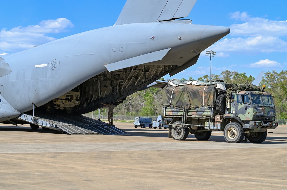 15th Expeditionary Airlift Squadron Supports Operation EAGLE SWARM During Exercise Storm Flag 25-05