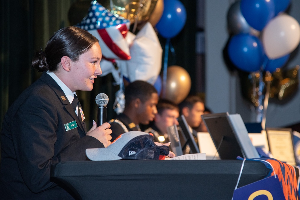 NTAG Jacksonville Presents ROTC Scholarship to Nease Student