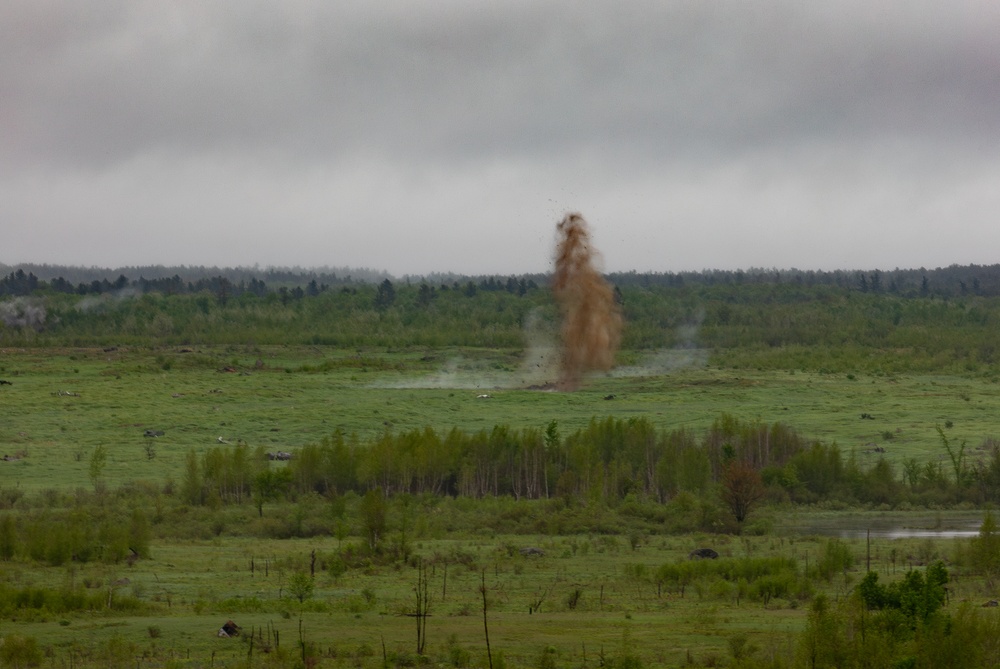 10th Mountain Division Executes Table XVIII Artillery Qualification