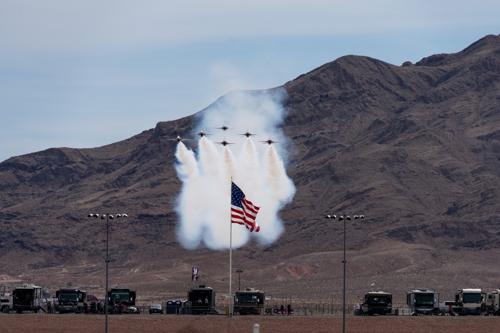 USAFADS perform at the Las Vegas Motor Speedway for the Pennzoil 400 race