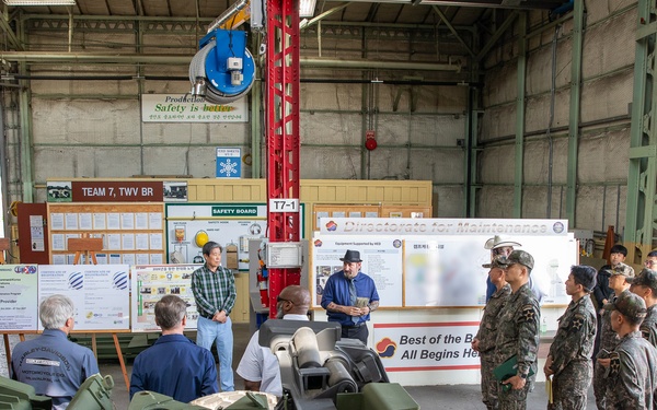 Brig. Gen. Woon Jang Lee, Deputy Commanding General – ROK (DCG-R) of the 2nd Infantry Division ROK-US Combined Division (2ID RUCD), visited the U.S. Army Materiel Support Command - Korea on May 13.