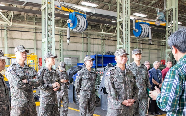 Brig. Gen. Woon Jang Lee, Deputy Commanding General – ROK (DCG-R) of the 2nd Infantry Division ROK-US Combined Division (2ID RUCD), visited the U.S. Army Materiel Support Command - Korea on May 13.
