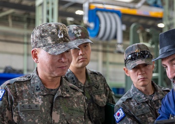 Brig. Gen. Woon Jang Lee, Deputy Commanding General – ROK (DCG-R) of the 2nd Infantry Division ROK-US Combined Division (2ID RUCD), visited the U.S. Army Materiel Support Command - Korea on May 13.