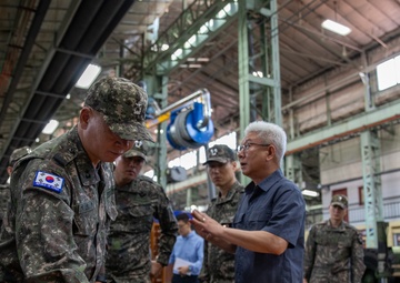 Brig. Gen. Woon Jang Lee, Deputy Commanding General – ROK (DCG-R) of the 2nd Infantry Division ROK-US Combined Division (2ID RUCD), visited the U.S. Army Materiel Support Command - Korea on May 13.