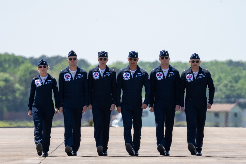 USAFADS perform at the Airpower Over Hampton Roads show 2025