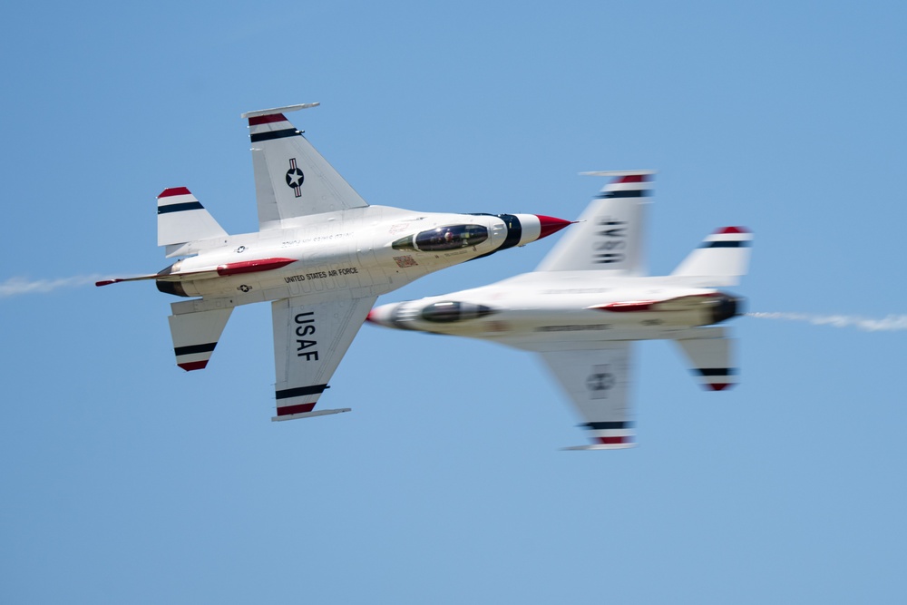 USAFADS perform at the Airpower Over Hampton Roads show 2025