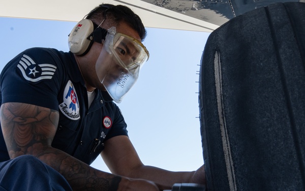 USAFADS perform at the Airpower Over Hampton Roads show 2025