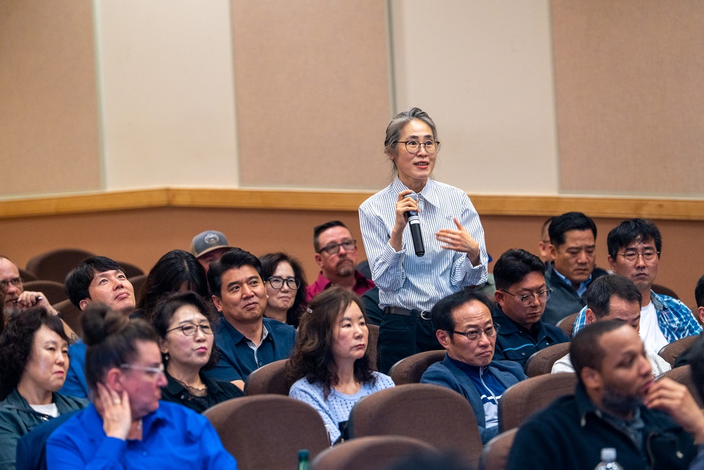 The U.S. Army Materiel Support Command – Korea conducted a Leadership Professional Development (LPD) training session for Department of the Army Civilians (DAC) and Korean National (KN) employees at Camp Carroll Theater on May 15.