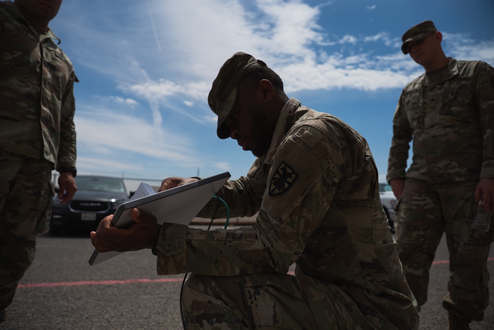 Soldiers train on Starlink system to strengthen remote communications