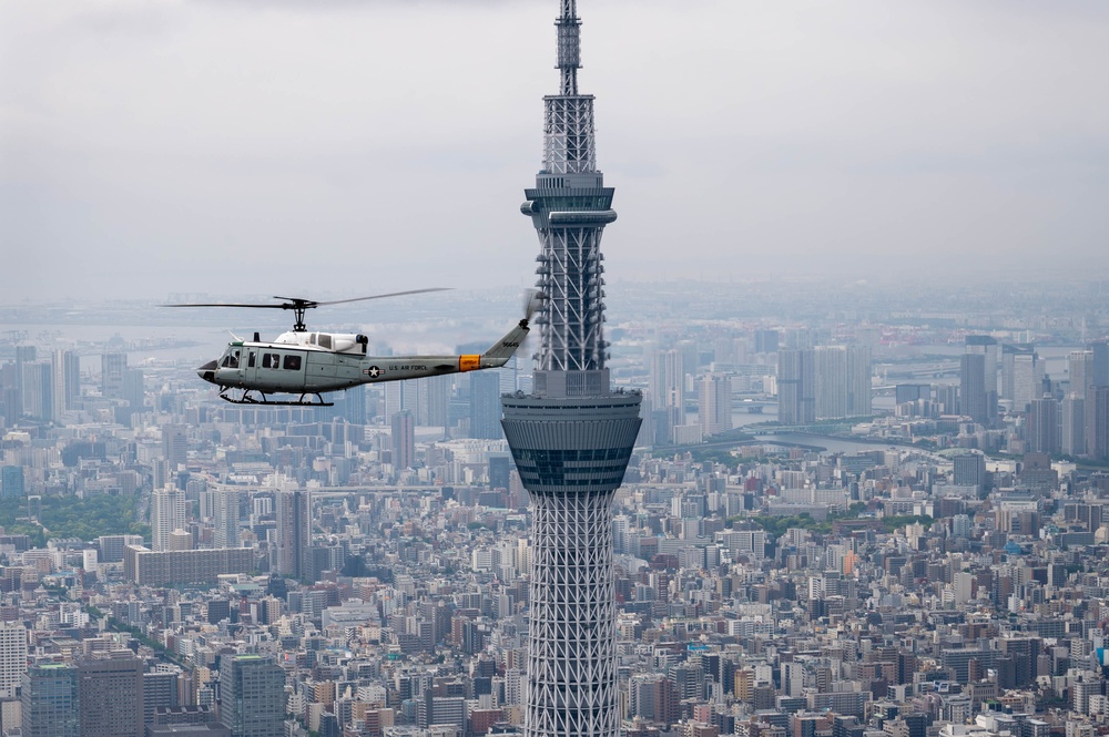 459 AS completes formation flight with UH-1N