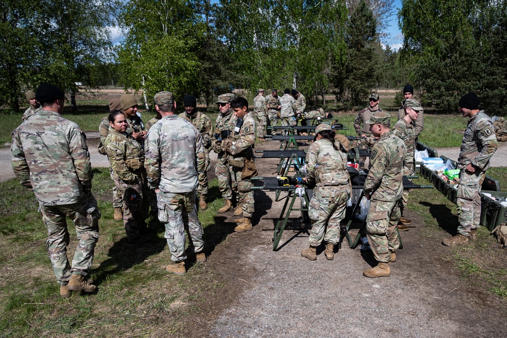 DHA’s Force Health Protection team observe airborne operations during DEFENDER 2025 in Lithuania