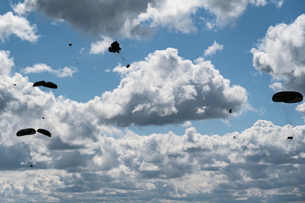 DHA’s Force Health Protection team observe airborne operations during DEFENDER 2025 in Lithuania