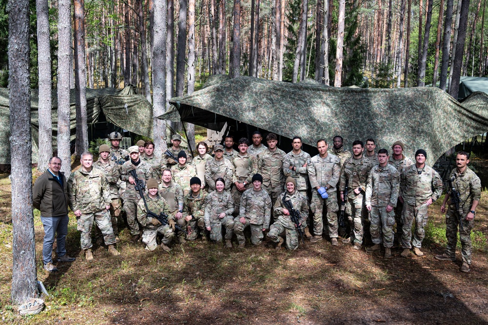 DHA’s Force Health Protection team visits Role 2 during DEFENDER 2025 in Lithuania
