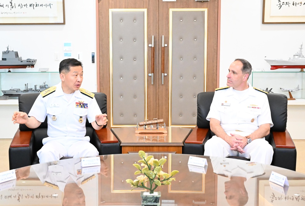 60th Submarine Warfare Committee Meeting Held at Jeju Island