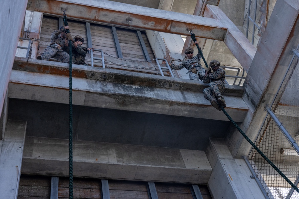 5th ANGLICO | HRST Tower Fast-Rope and Rappel