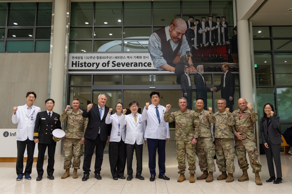 Eighth Army Leadership visits Severance Hospital in Seoul
