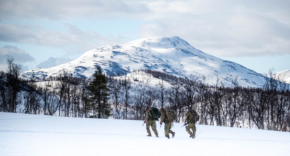 Paratroopers from the 82nd Airborne Division conduct an integrated Joint Forcible Entry training exercise for Swift Response 25