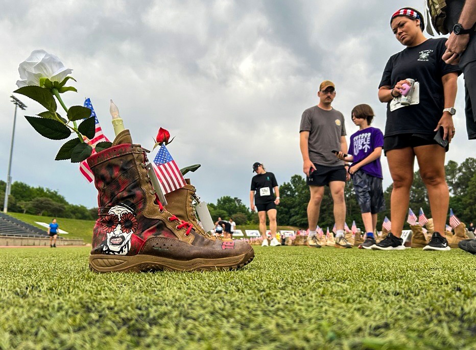 Fort Bragg Community Gathers to Run, Honor &amp; Remember