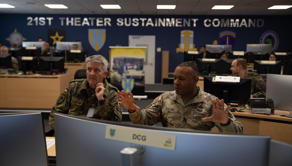 21st TSC CG meets with Bundeswehr DV