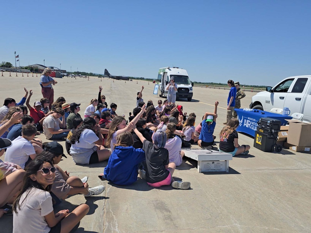 Rosecrans Memorial Airport Hosts Civilian Aircraft Competition
