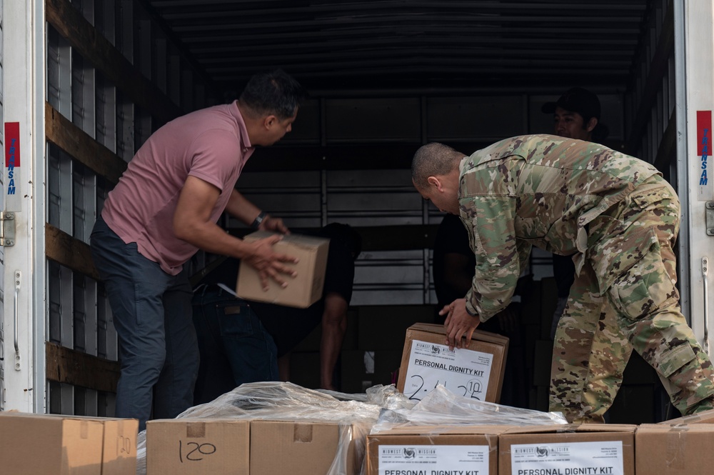 C-130 brings medical supplies to Guatemala City in support of CENTAM Guardian 25