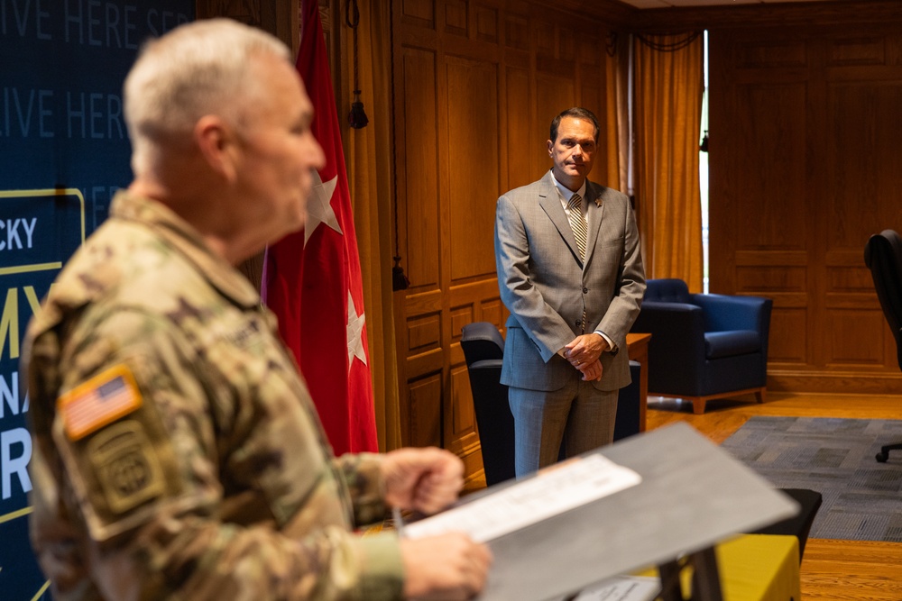 Kentucky Guard and Morehead State University sign agreement to help service members and students