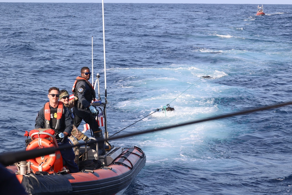 Coast Guard Cutter Forward conducts counter-drug patrol in Eastern Pacific Ocean