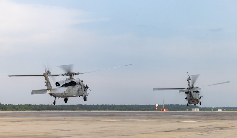 HSC-26 MH-60S Seahawks Refuel at MCAS Cherry Point