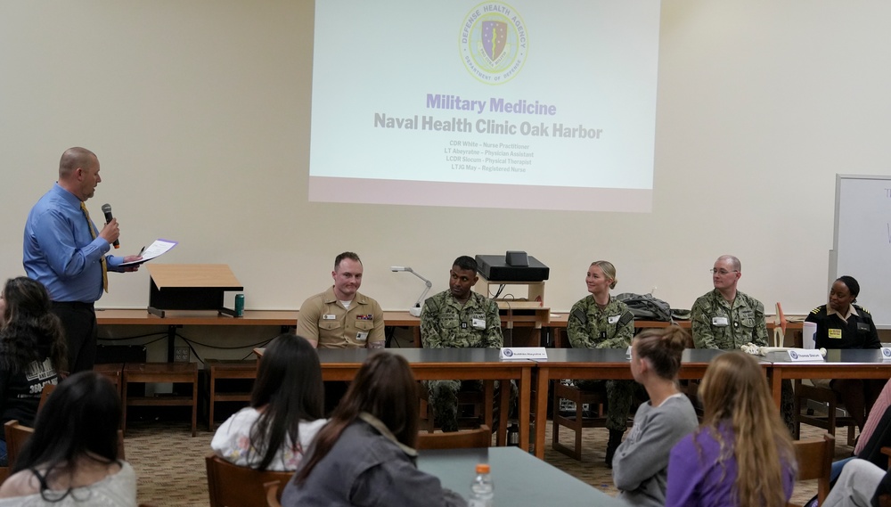 NHCOH Visits OHHS
