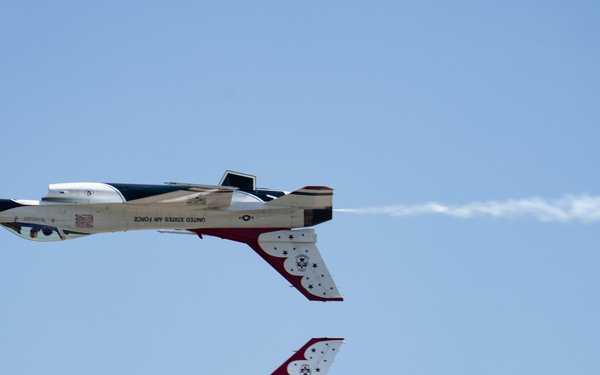 USAFADS perform at the Toledo Air Show 2025