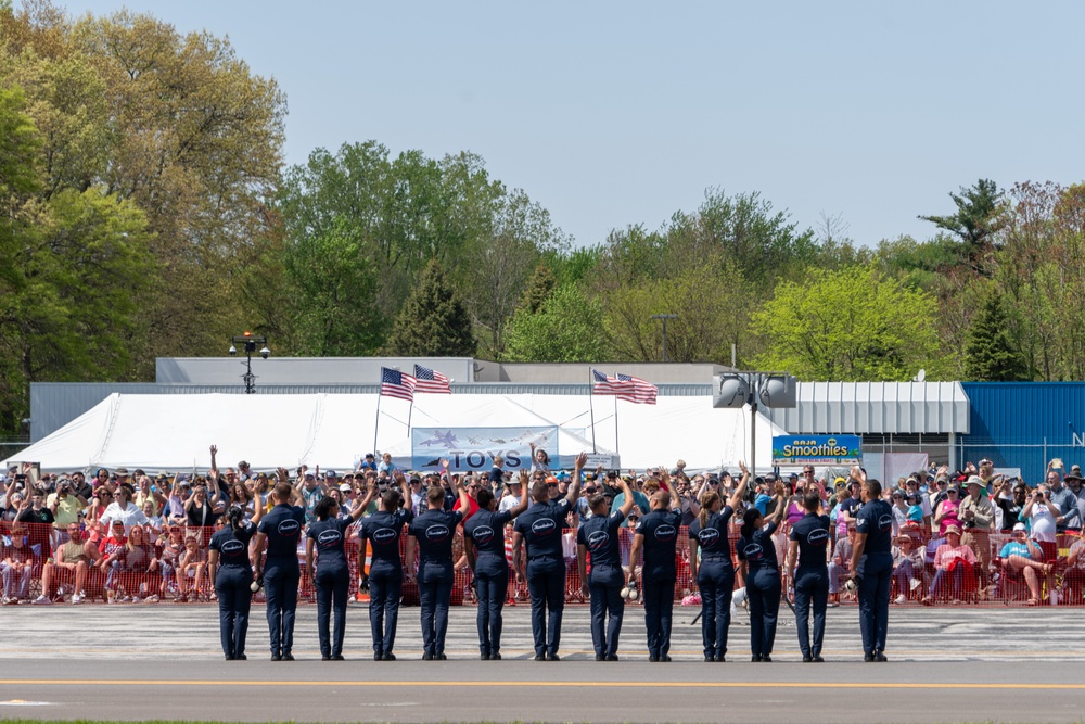 USAFADS perform at the Toledo Air Show 2025