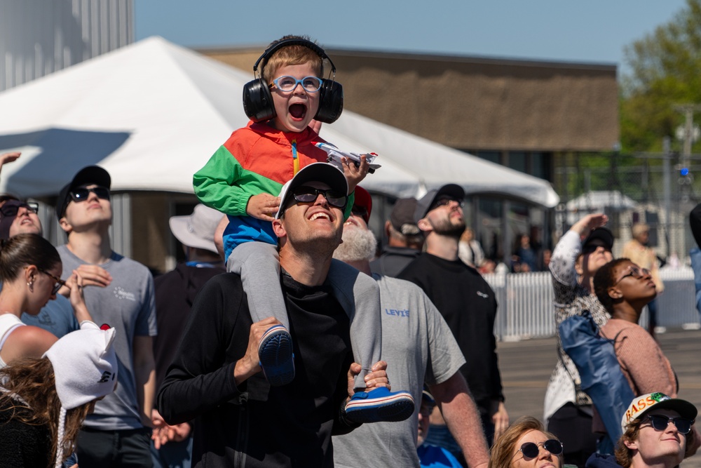 USAFADS perform at the Toledo Air Show 2025