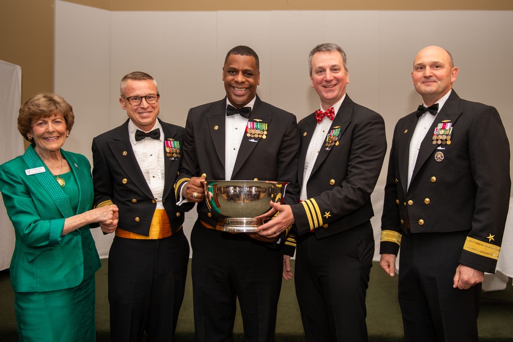 Rear Adm. Nash Attends Armed Forces Day Gala in Bremerton