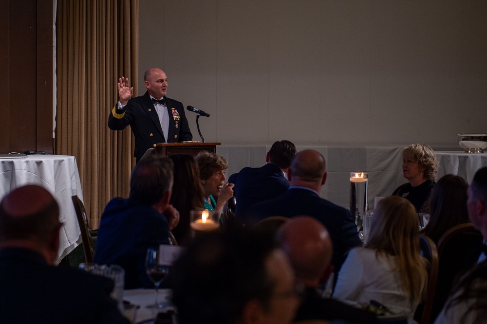 Rear Adm. Nash Attends Armed Forces Day Gala in Bremerton