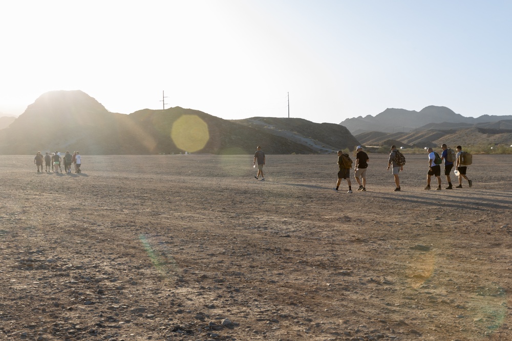 Yuma Marine go Hiking