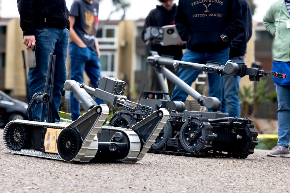 EOD Marines showcase robots during Robotics Extravaganza