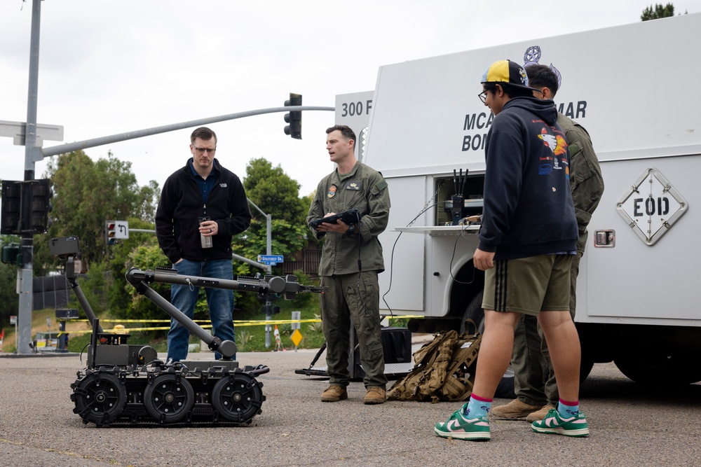 EOD Marines showcase robots during Robotics Extravaganza