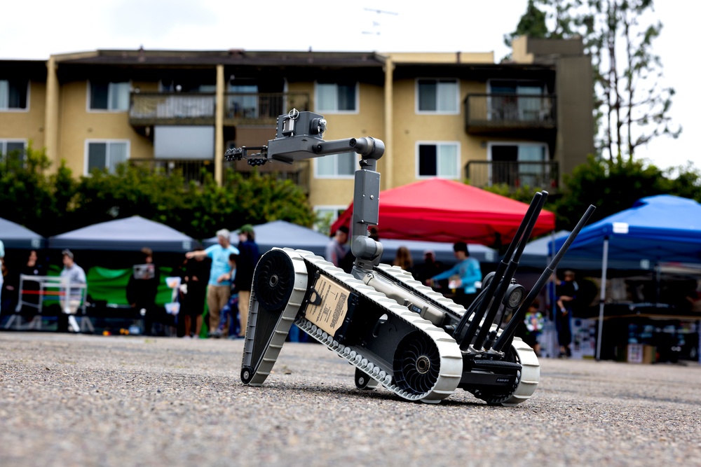 EOD Marines showcase robots during Robotics Extravaganza