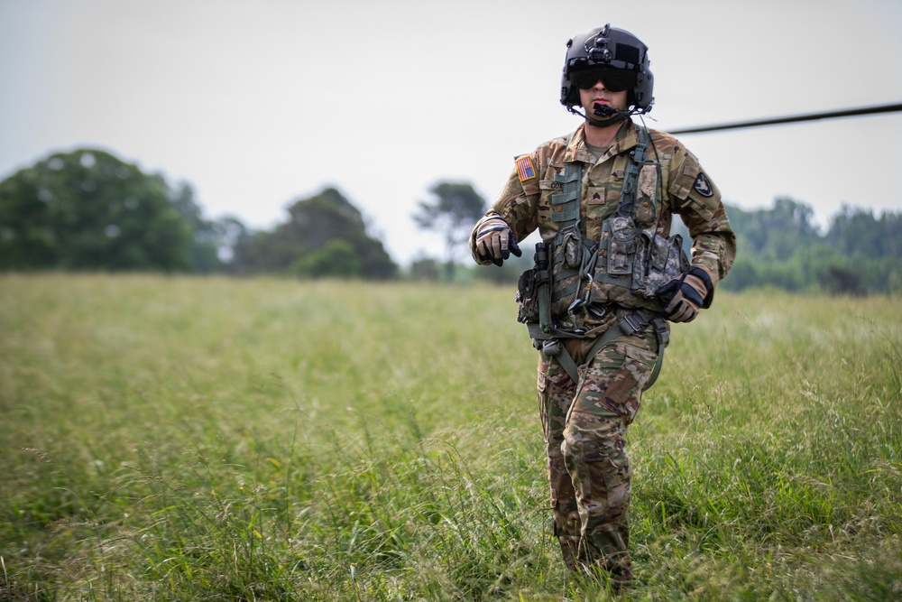5TH RTB AIRBORNE JUMP (Stringer DZ)