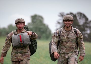 5TH RTB AIRBORNE JUMP (Stringer DZ)