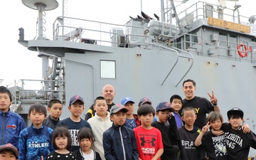 Soldiers in Yokohama engage with local youth during inaugural sports exchange