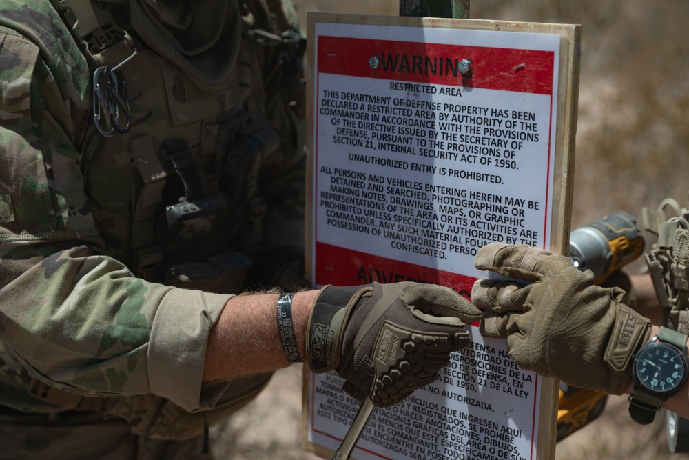 Engineers place New Mexico National Defense Area signs