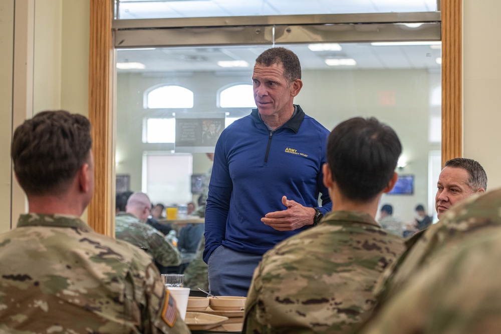 Grinston highlights AER support during innovative outreach event on his visit to South Korea
