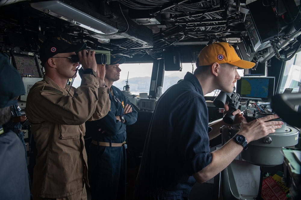 USS America (LHA 6) Conducts Sea and Anchor Detail